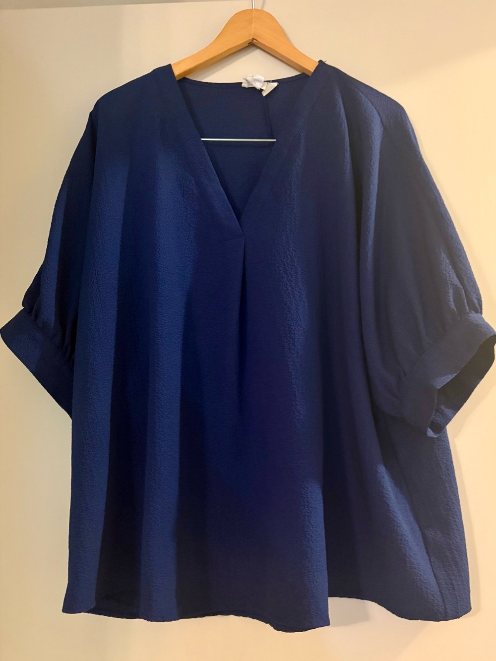 ANDREE BY UNIT Navy V-Neck Relaxed Tunic